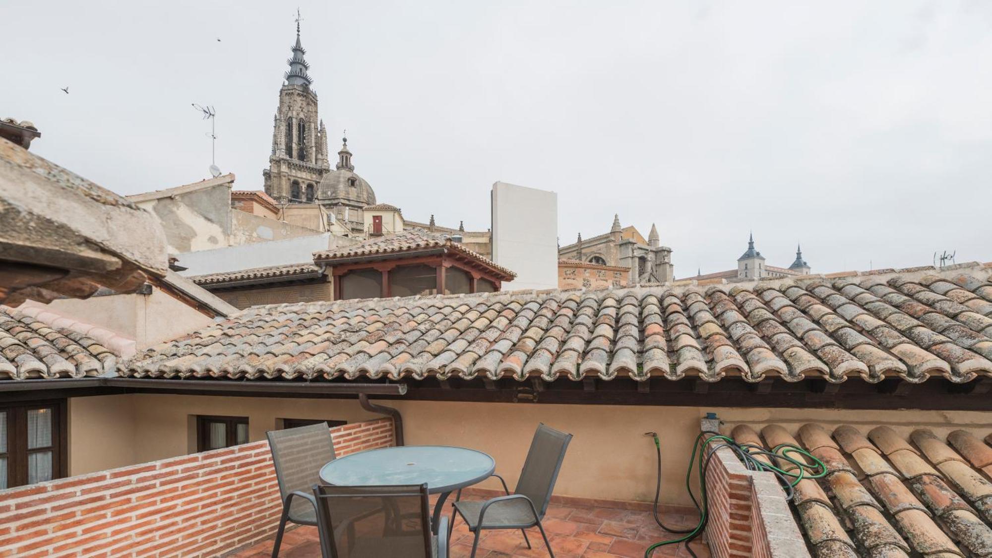 Apartamentos Las Teresitas Junto A La Catedral توليدو الغرفة الصورة